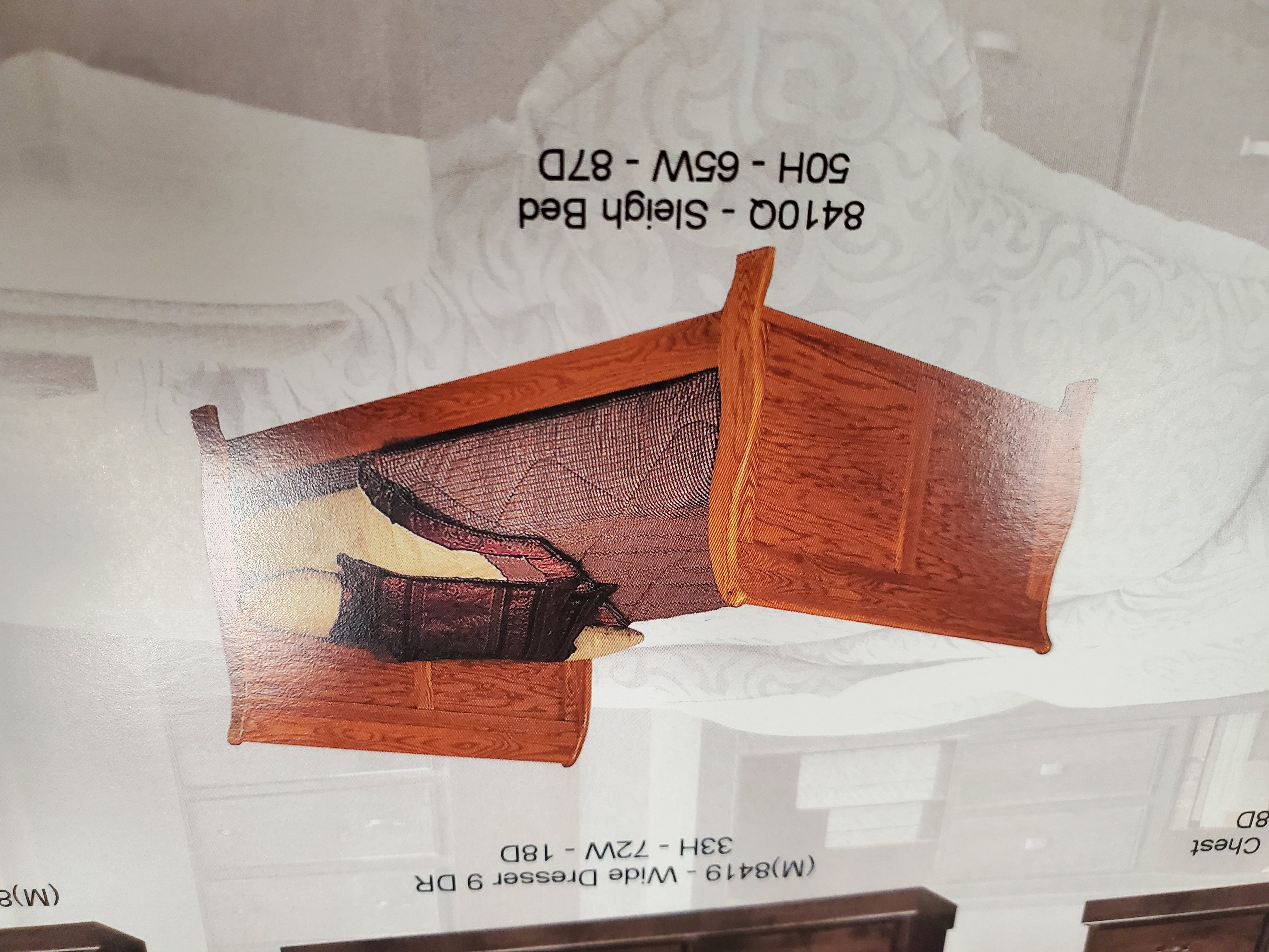 $1,000.00 Wolf craft queen sleigh bed